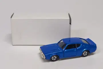토미카 닛산 스카이라인 2000GT 메탈릭 블루 82