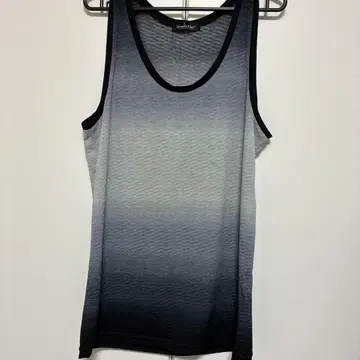 Tornado Mart 그레이 블랙 그라데이션 탱크탑 L 사이즈