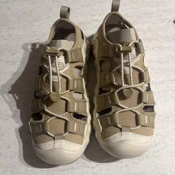 KEEN 베이지 스포츠 샌들 24cm
