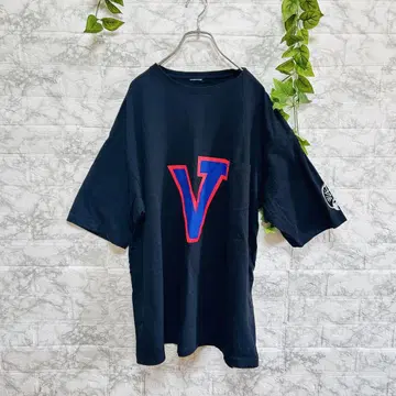 [ i8 ] [ voo ] 블랙 V 로고 반팔 티셔츠 하자품 여름 빅