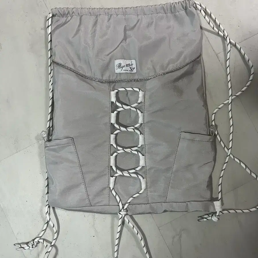 ◇ILLIGO◇ Nylon Lace Up Gym Sack Black Illygo Nylon Lace-Up Gym Sack on Bunjang Global Site.