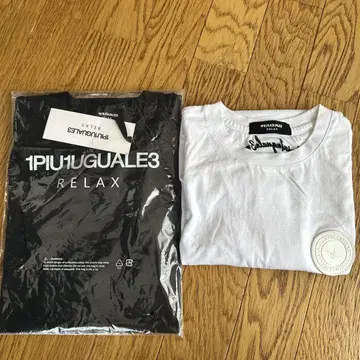 1PIU1UGUALE3 화이트, 블랙 티셔츠 2매