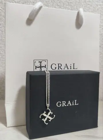 GRAiL 목걸이