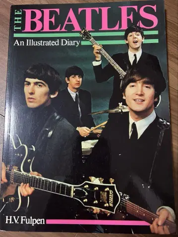 [외국도서] THE BEATLES An Illustrated Diary