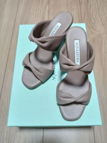 네고 불가 상품 AQUAZZURA cushion TWIST 샌들 새상품급