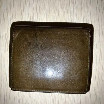 올리브 그린 가죽 접이식 지갑