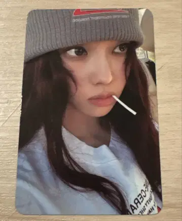 윈터 트레이딩 카드