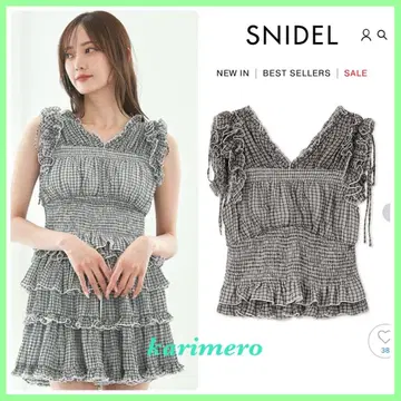 [미개봉] 택 포함 새상품 SNIDEL 셔링 프릴 블라우스