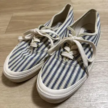 VANS USA 제 오센틱 스트라이프