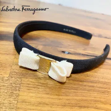 페라가모 Ferragamo 머리띠 화이트 리본 바라 로고