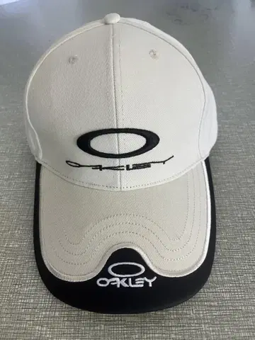 Oakley 00년대 vintage 캡