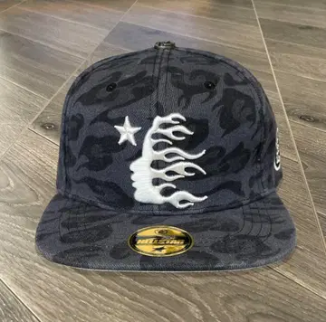 Hellstar Studios fitted hat 캡 b