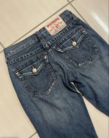 TRUERELIGION 트루 릴리전 플레어 데님 팬츠 남성용