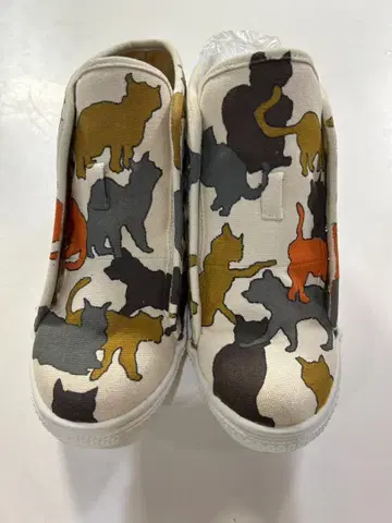 [ 고양이 올 패턴 아트 ] 캔버스 스니커즈 23.5~24cm 슬립온