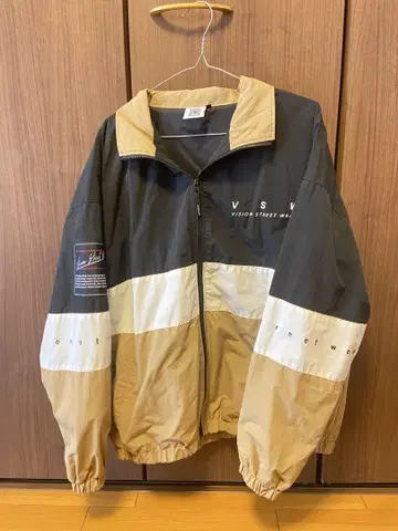 VISION STREET WEAR 점퍼 블랙 베이지 화이트