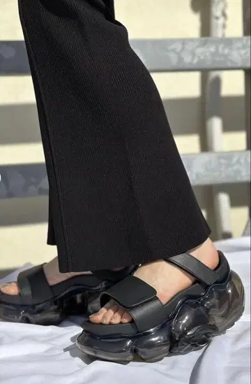 새상품급 grounds MOOPIE LEATHER SANDAL