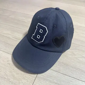 B. CLUB CAP