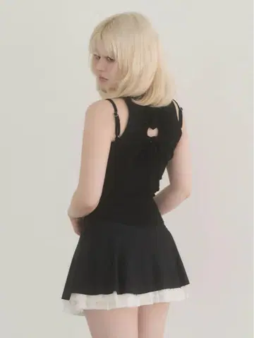 Heart point tops 블랙 검정