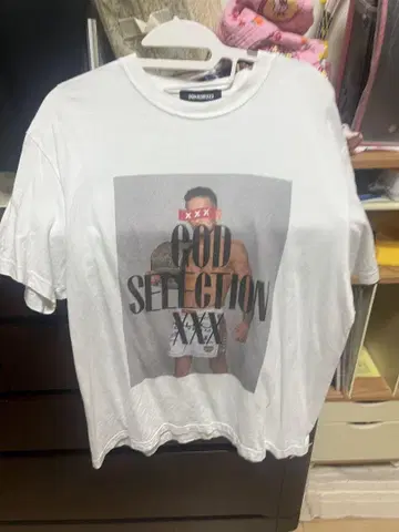GOD RIZIN XXX 화이트 티셔츠