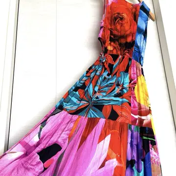 Desigual 데시구알 플라워 프린트 롱 슬리브리스 드레스