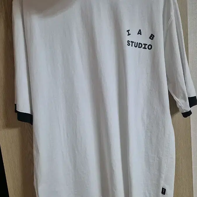 IAB-STUDIO | 아이앱스튜디오 [XL] IAB Studio Stripe T-shirt