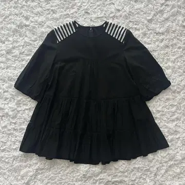 보더스 앳 발코니 ballerina top 발레리나탑 36