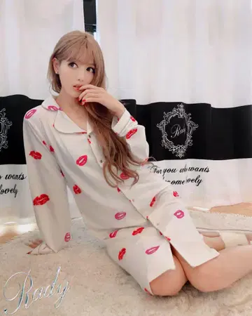 미착용 Rady 립 패턴 룸웨어 화이트 가을&겨울용 파자마 남친 셔츠