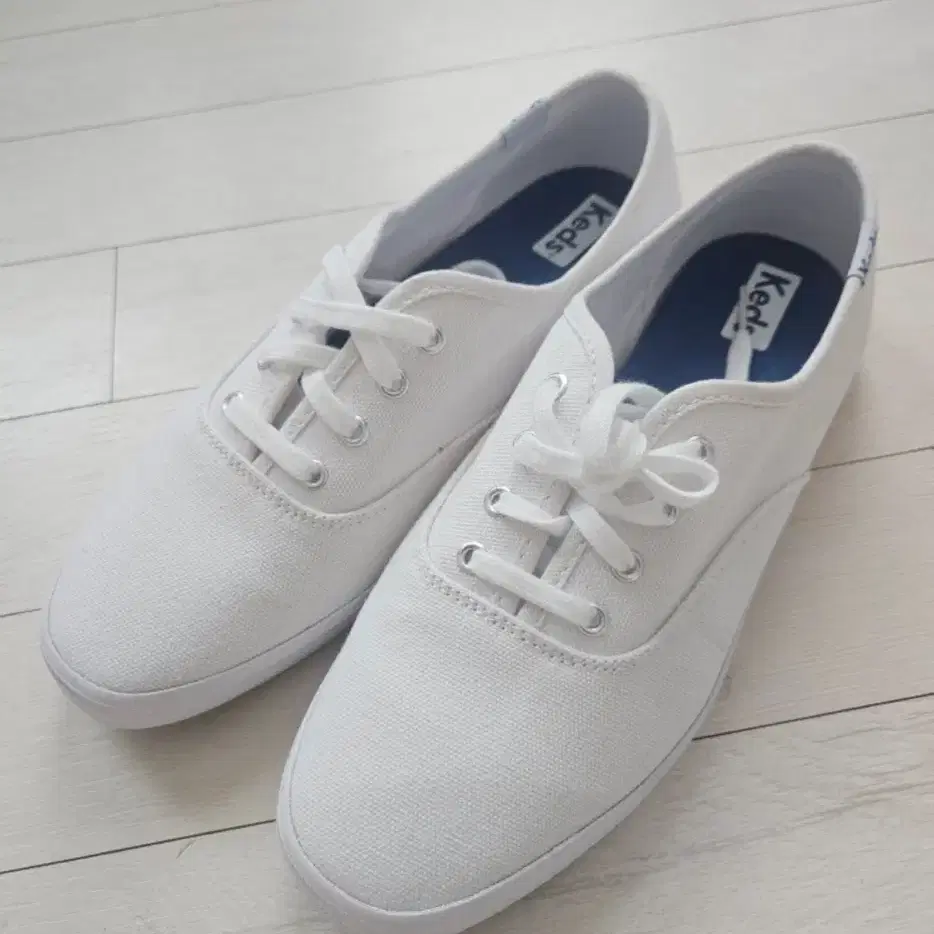 Shop keds캔버스 on Bunjang Global Site - No more Korean account!