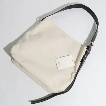 LCDC CANVAS BELT-STRAP BAG 벨트 스트랩 백 한국
