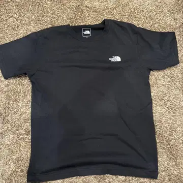 THE NORTH FACE 블랙 티셔츠 M 사이즈 미국 국기 디자인