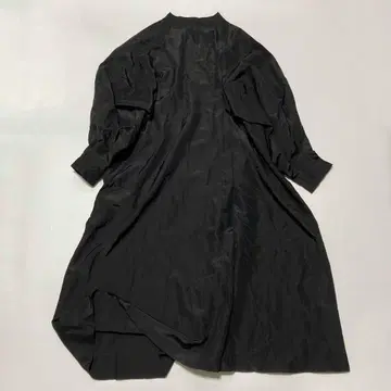 patterntorso V넥 소매 볼륨 셔츠 원피스 블랙 A라인