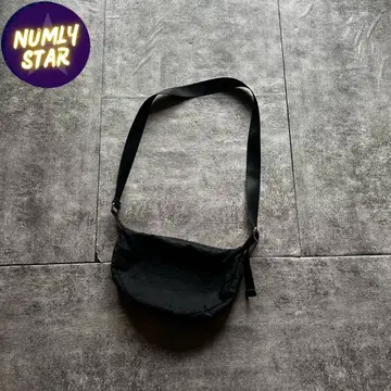 archive grunge nylon shoulder bag black