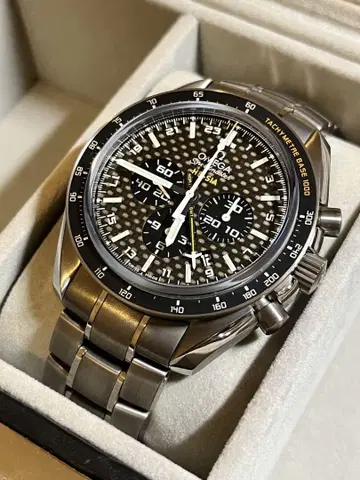 OMEGA SPEEDMASTER 기념 모델 CO-AXIAL 티타늄 제
