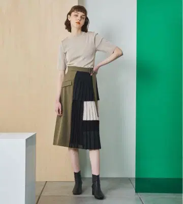 [ 새상품급 ] 유나이티드 도쿄 블로킹 메쉬 스커트 플리츠