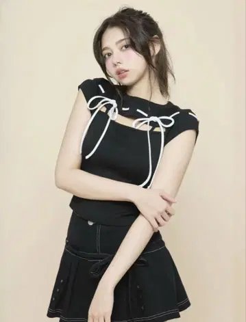 당일 발송 블랙 Gigi ribbon tops andmary