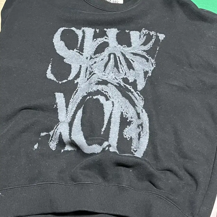 ★韓国人気★SLOW ACID★BLURRY LOGO SWEATSHIRTS ○SLOWACID○BLURRY LOGO SWEATSHIRTS スウェット ロゴ 韓国発