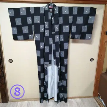 여성용 기모노 블랙 벚꽃 금 꽃잎