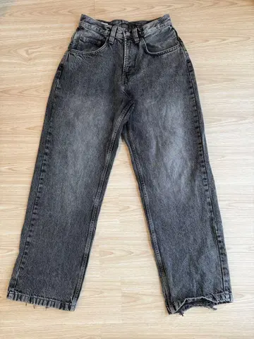 ZARA 배기 데님