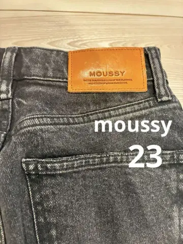 moussy 데님