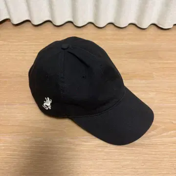 agnes b. 아녜스베 레자르 도마뱀 캡 블랙