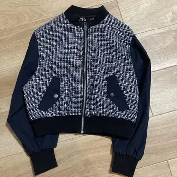 [컨디션 최상] ZARA 트위드 절개 블루종 숏 기장