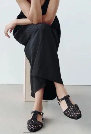 ZARA 플랫 케이지 샌들 뜨개질 디자인