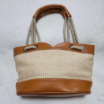 FURLA 카고 백 가죽 절개 베이지