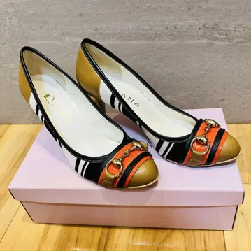 새상품급 [ DIANA 다이애나 펌프스 22.5cm ]