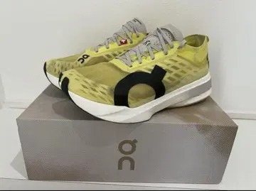 On 클라우드 붐 스트라이크 26.5cm