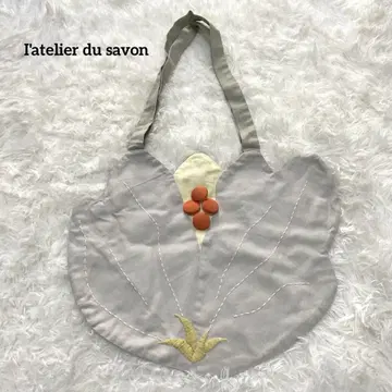 새상품급 I'atelier du savon 아틀리에드사봉 토트백 꽃모양