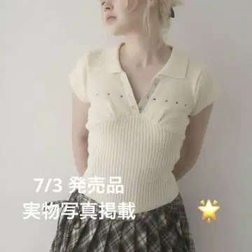 andmary Lindsay logo tops ivory
