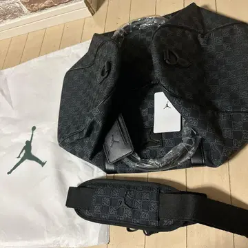 Jordan 블랙 백 숄더 포함