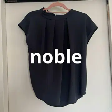noble 노블 슬리브리스 블라우스