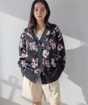 가디건 플라워 자카드 가디건